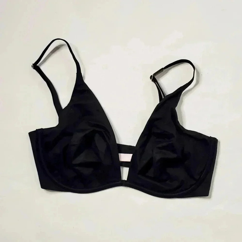 NWT Victoria's secret Black 32DD Comfort Bra New with Tags